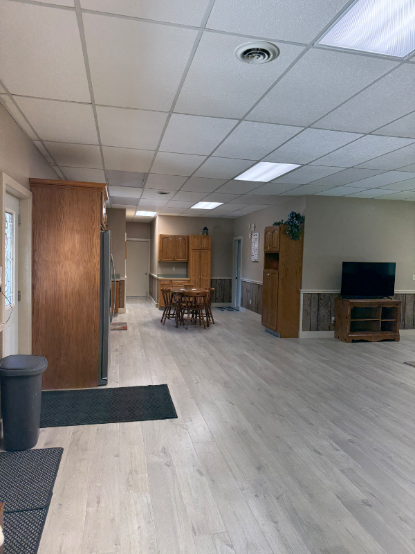 5813 E State Road - Photo 3 of 10
