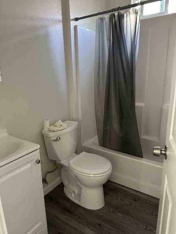 241 W 89th St - Photo 3 of 6