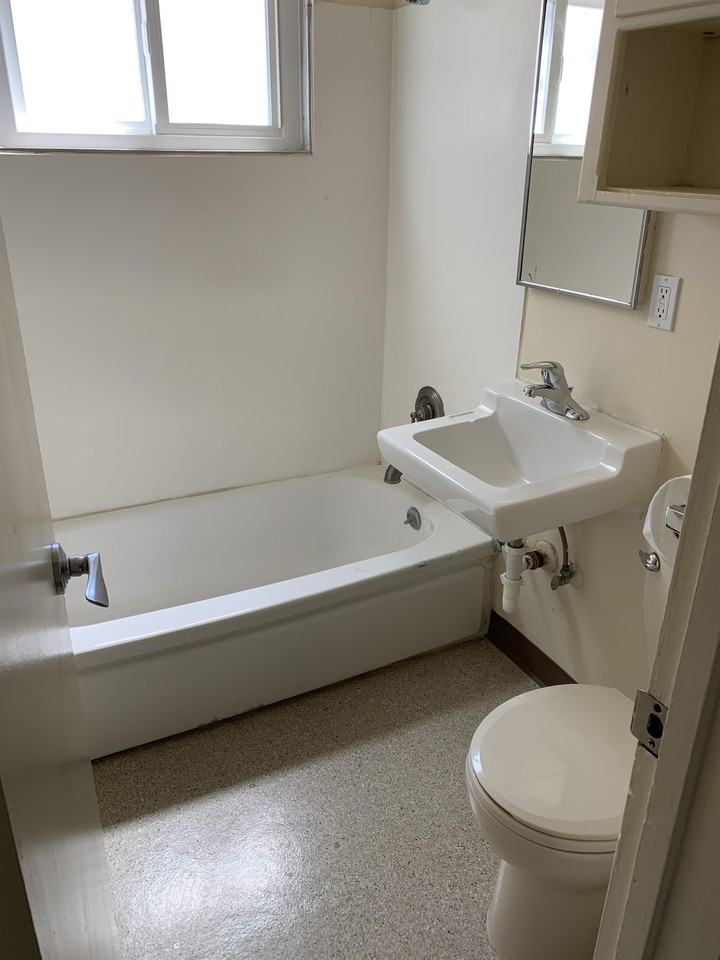 Brizzolara 690 - Photo 2 of 23