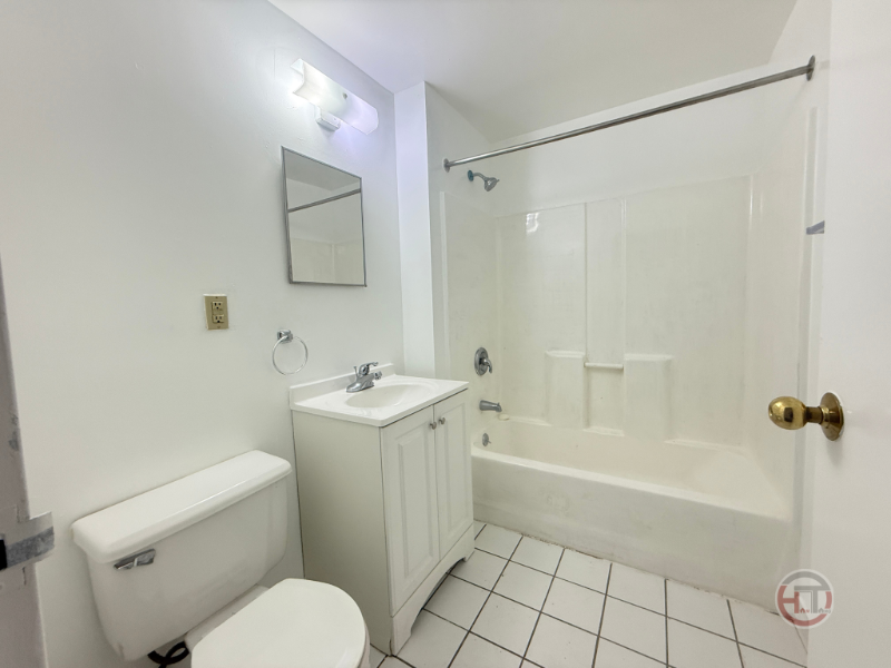 1682 Topping Ave #3 - Photo 2 of 6