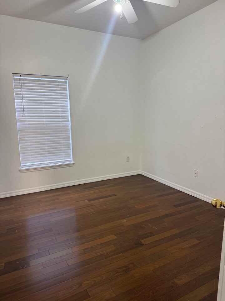 273 Clydesdale Cir - Photo 5 of 15