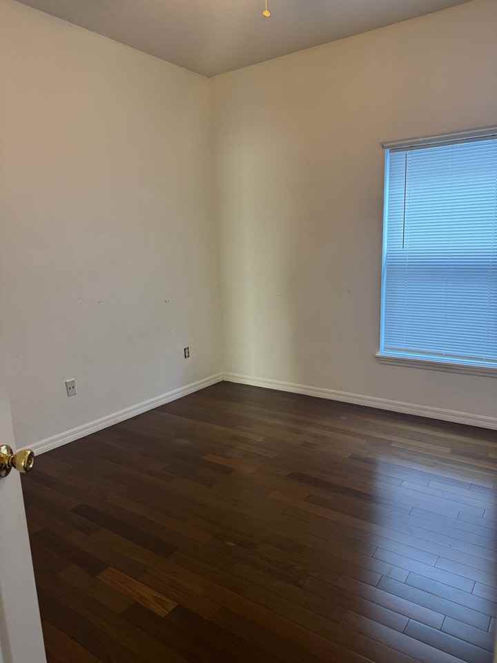 273 Clydesdale Cir - Photo 6 of 15