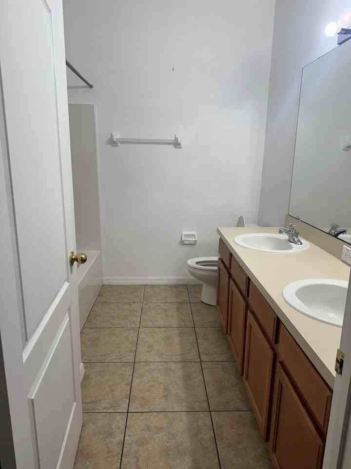 273 Clydesdale Cir - Photo 7 of 15