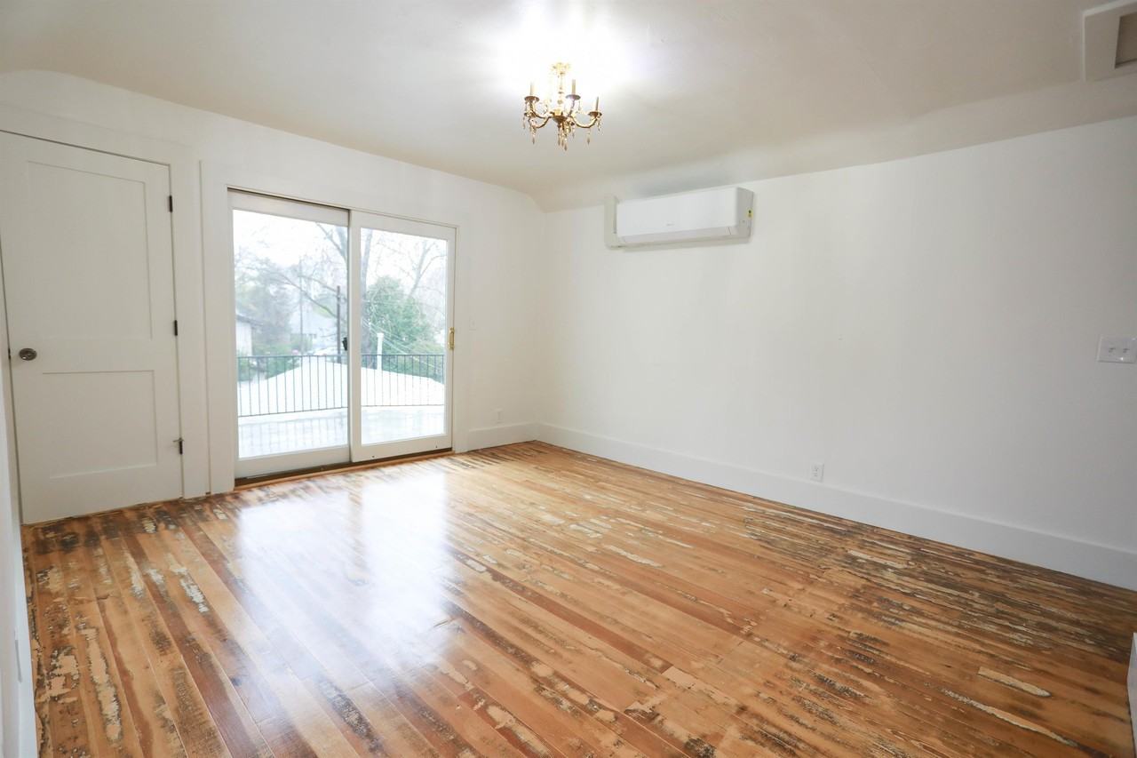 1012 Broadway St. - Photo 5 of 25