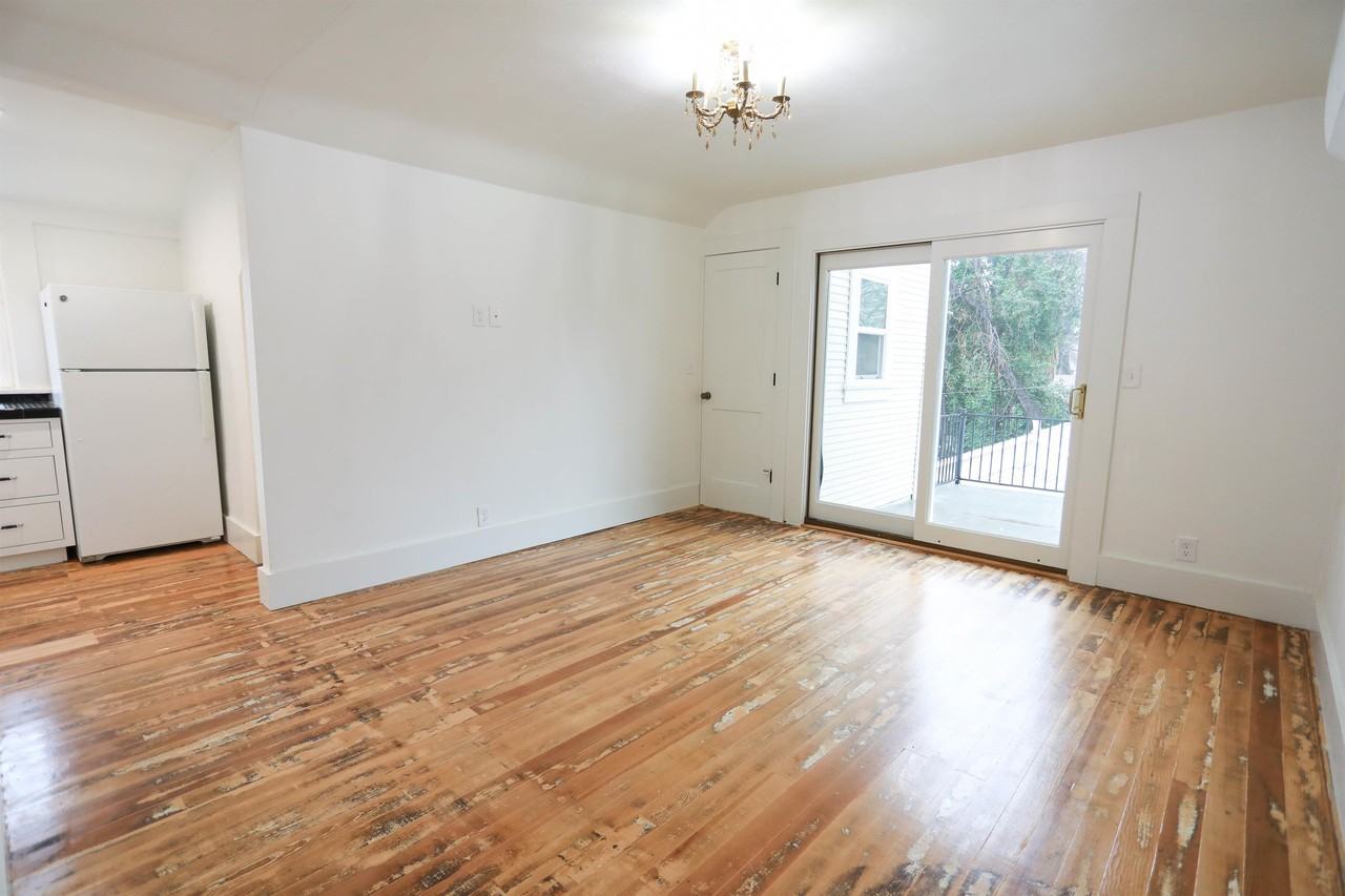 1012 Broadway St. - Photo 6 of 25