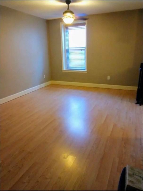 315 North 3rd Avenue East - Photo 3 of 4