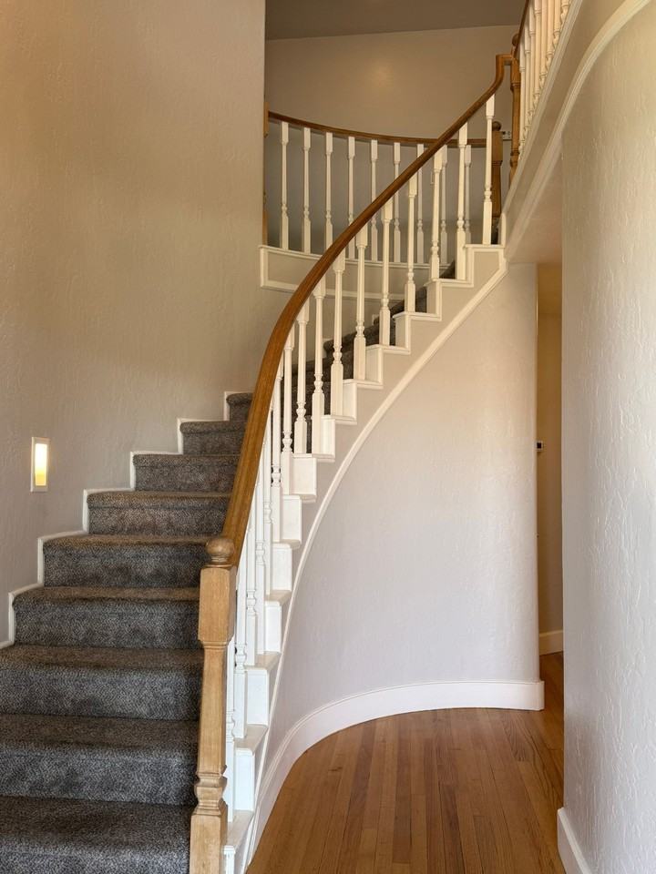 2666 E Hope St - Photo 2 of 19
