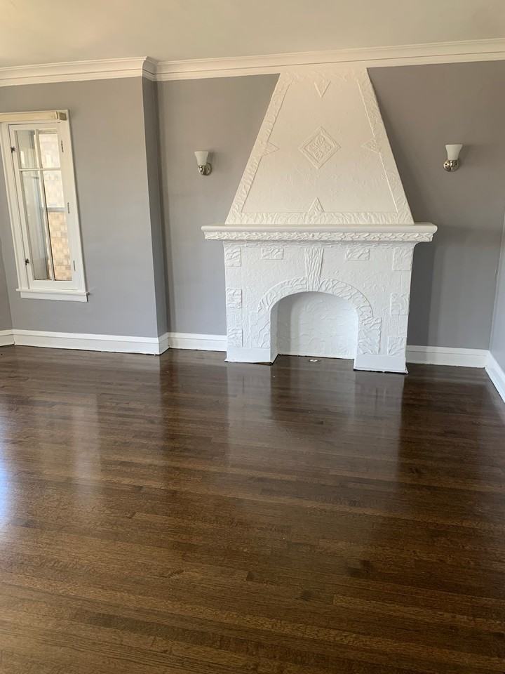 10725 S Calumet Ave #3 - Photo 2 of 12