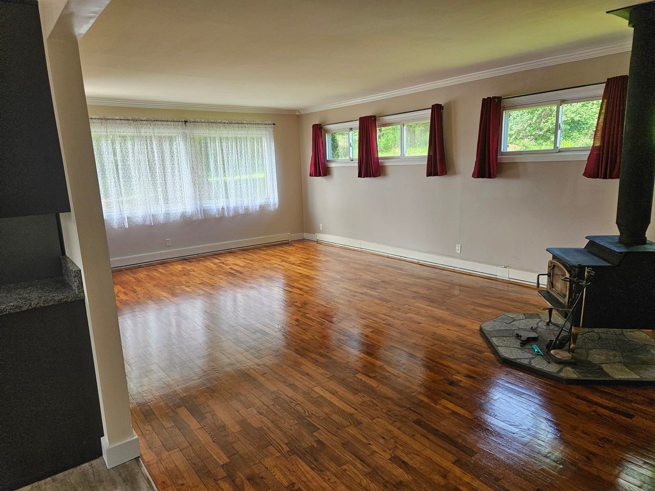1180 Highland Ave - Photo 7 of 13