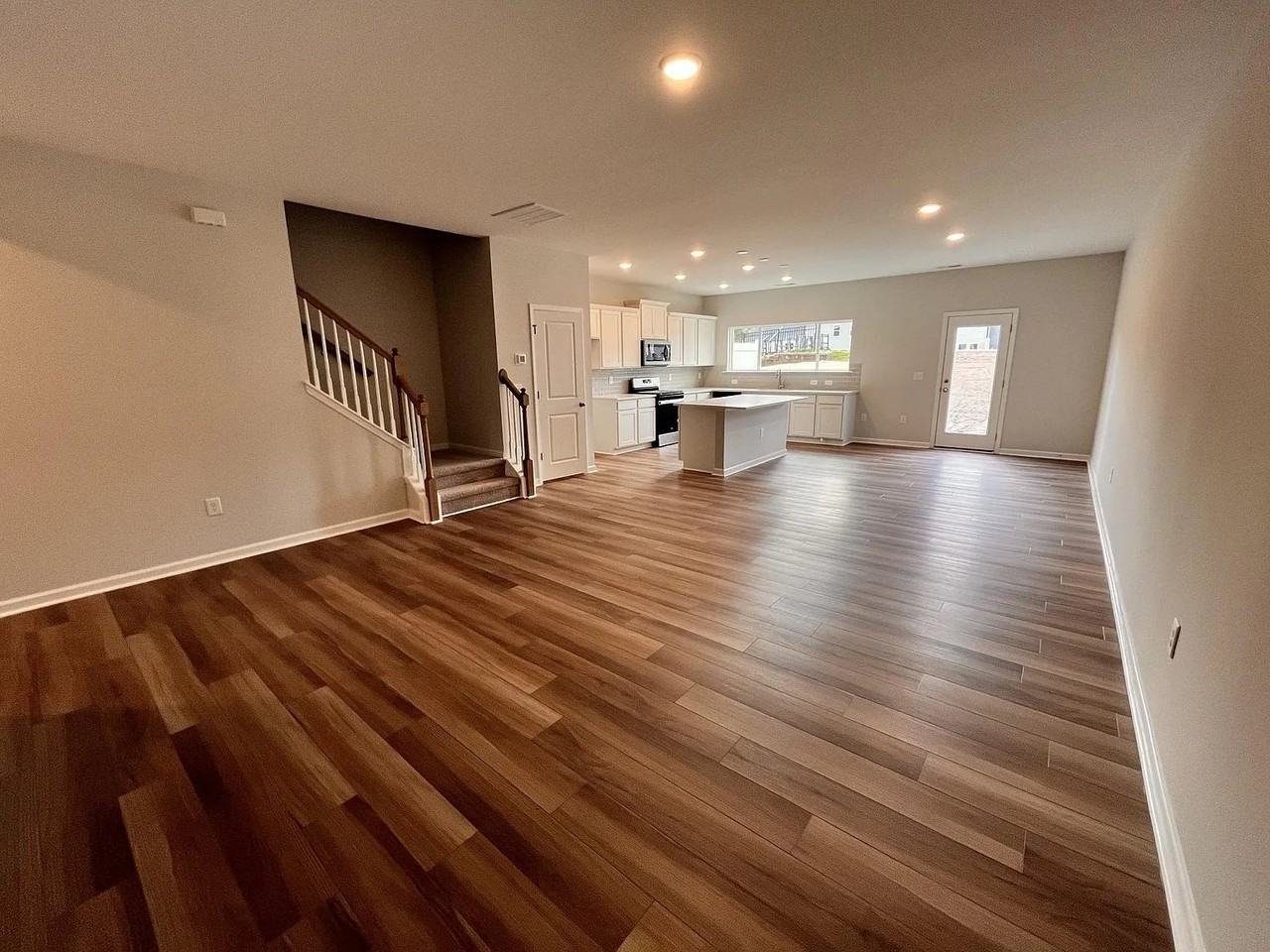 3104 Ranger Dr - Photo 4 of 20
