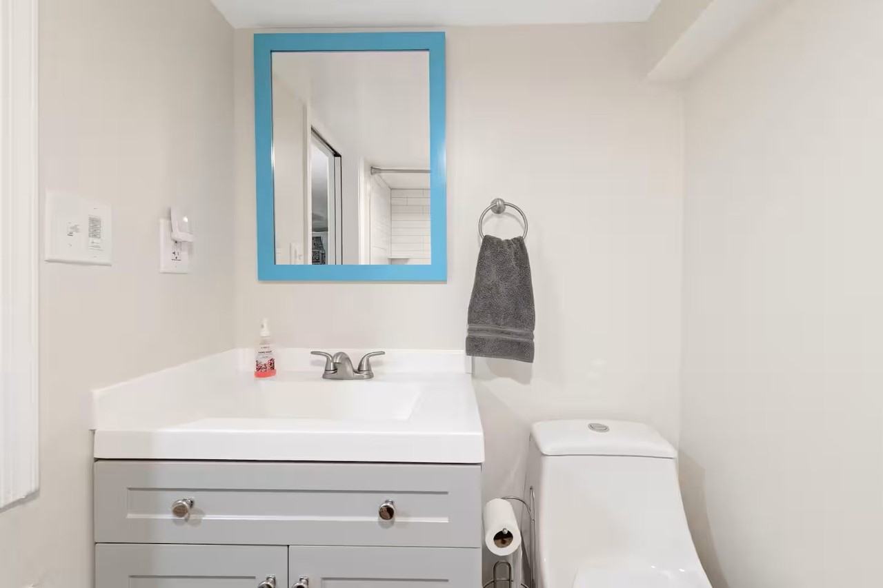 1324 Randolph St Ne - Photo 6 of 20
