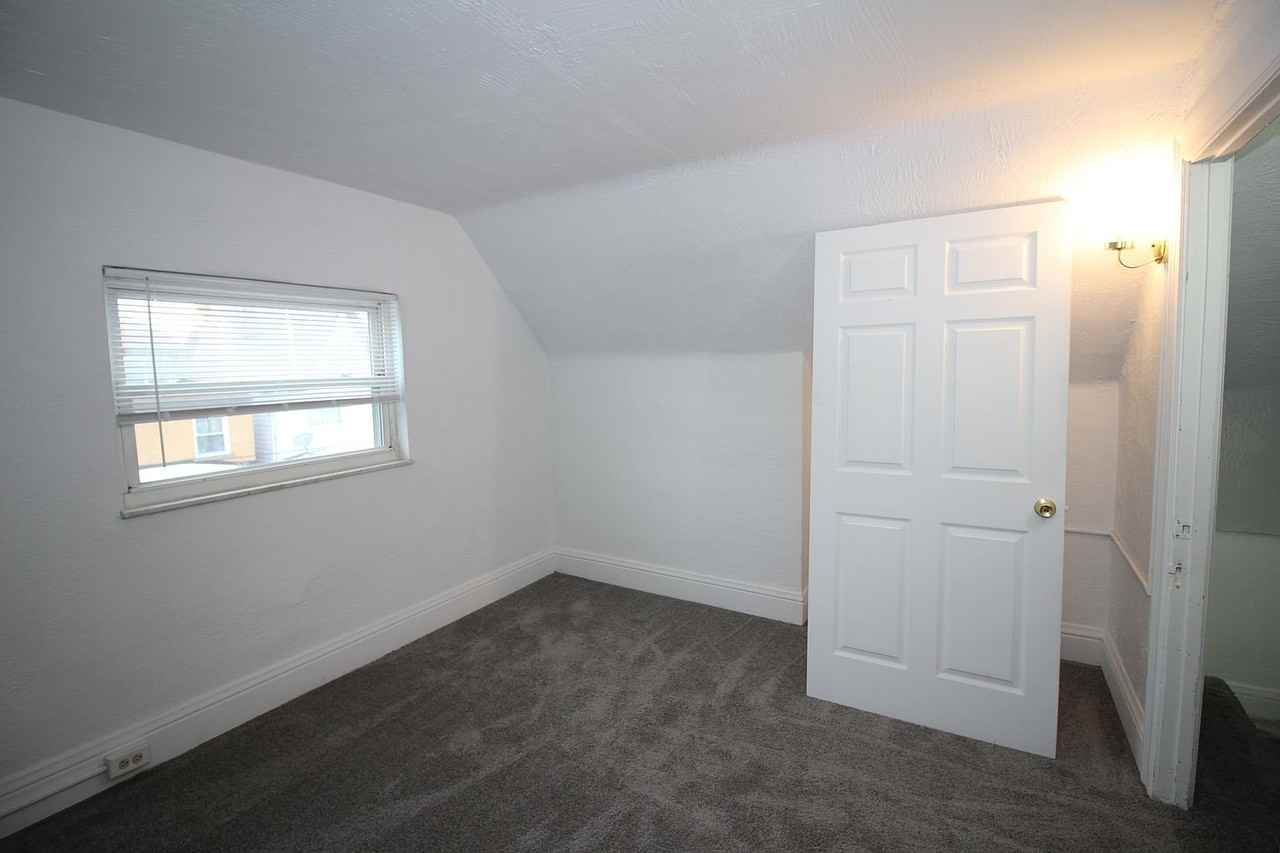 249 Dilworth St - Photo 2 of 16