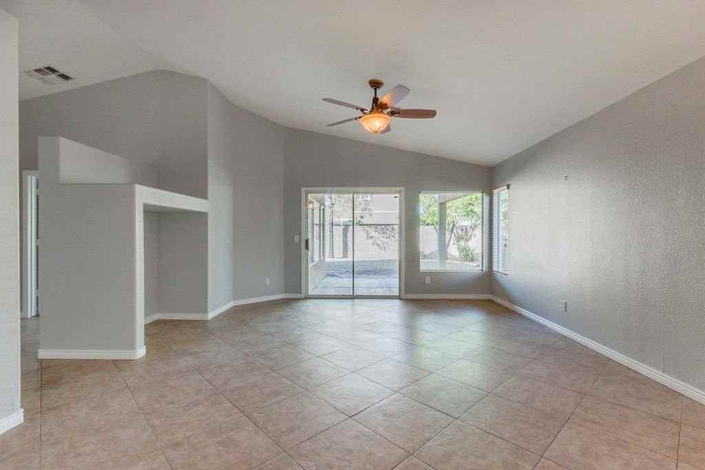 9322 E Lobo Ave - Photo 6 of 14