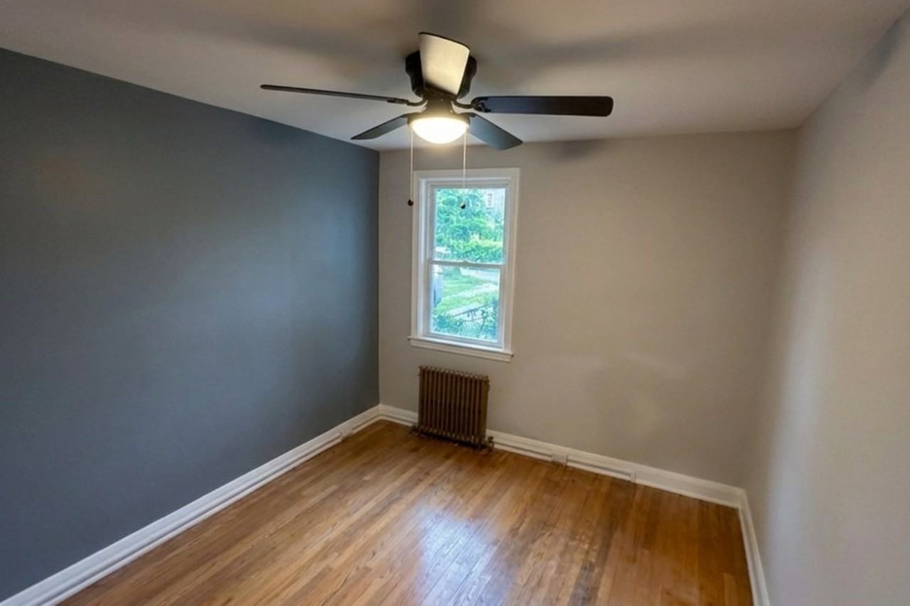 6121 Chinquapin Pkwy #1 - Photo 5 of 7