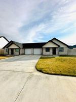 featured image of 14507 Periwinkle Dr #3