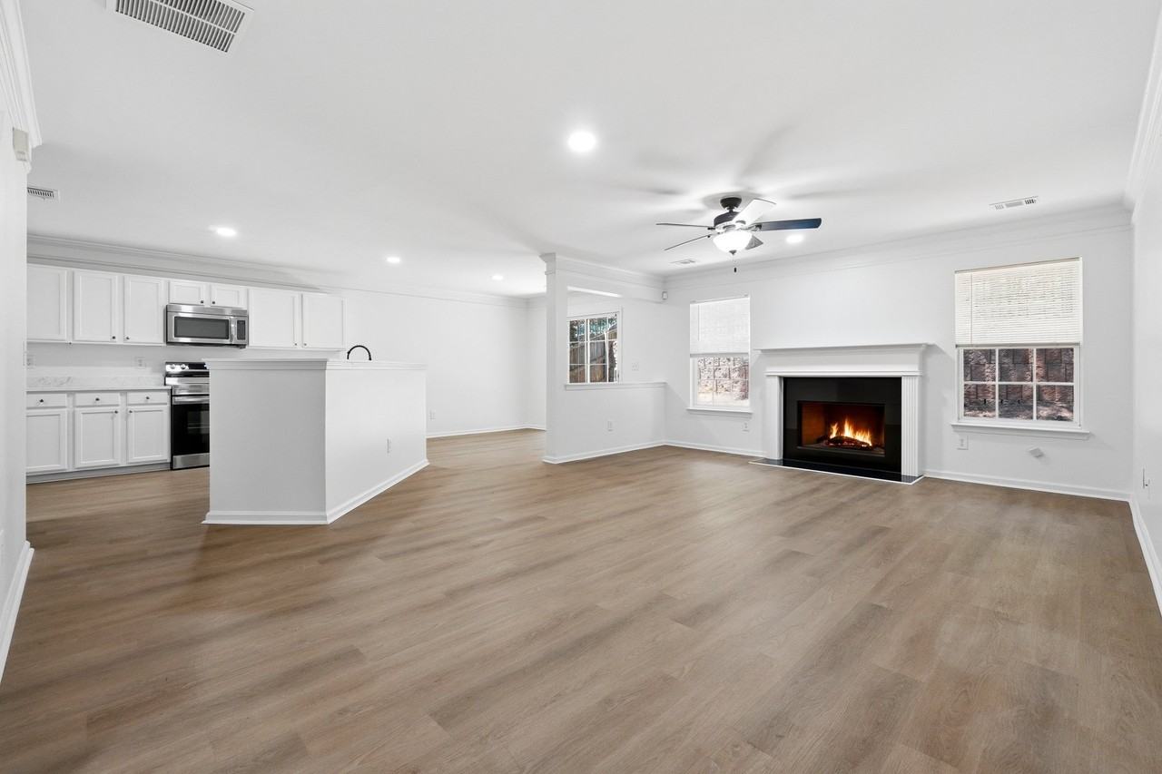 3050A Centerglen Ln - Photo 7 of 18