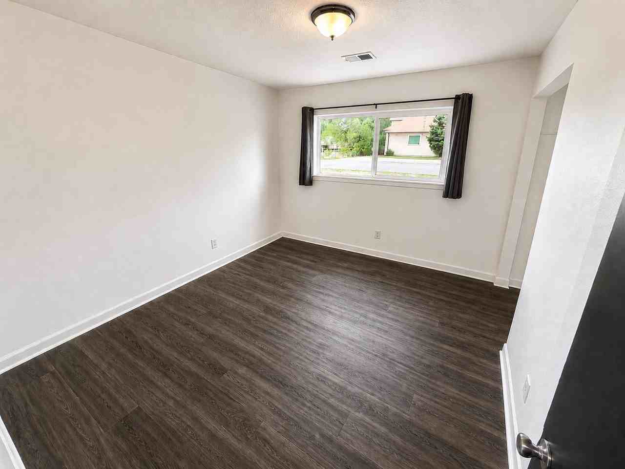1990 Eagle St #LOT1 - Photo 6 of 8