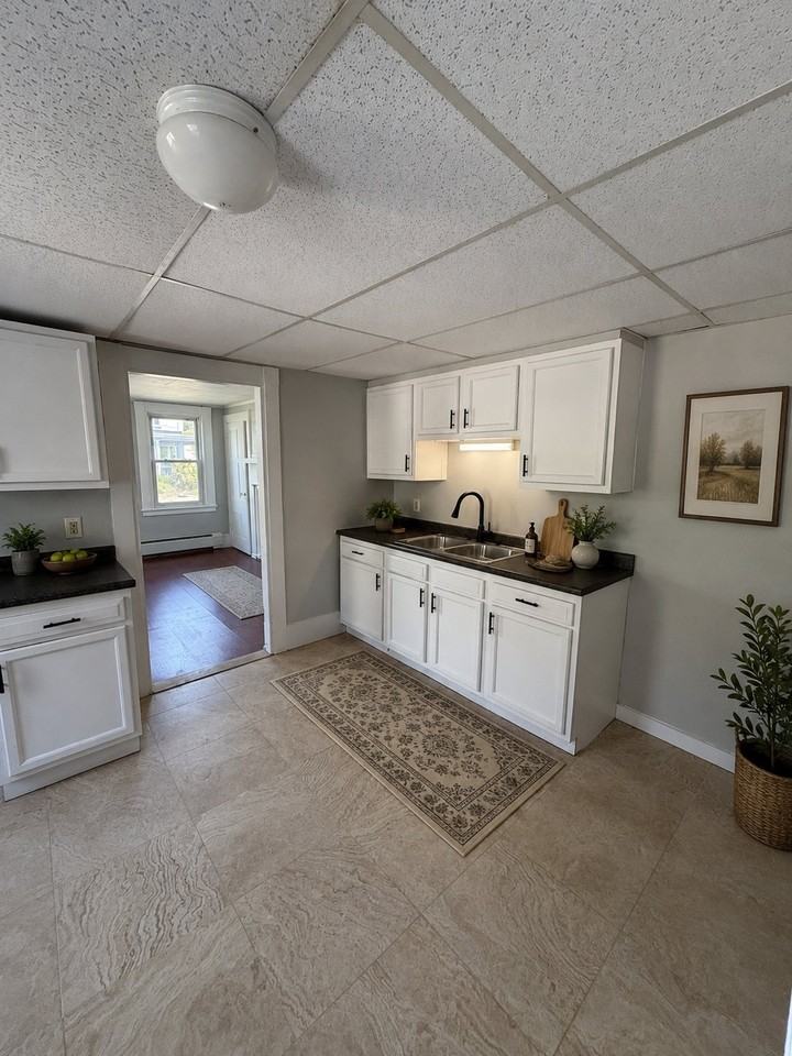 236 Main St #2 - Photo 7 of 10