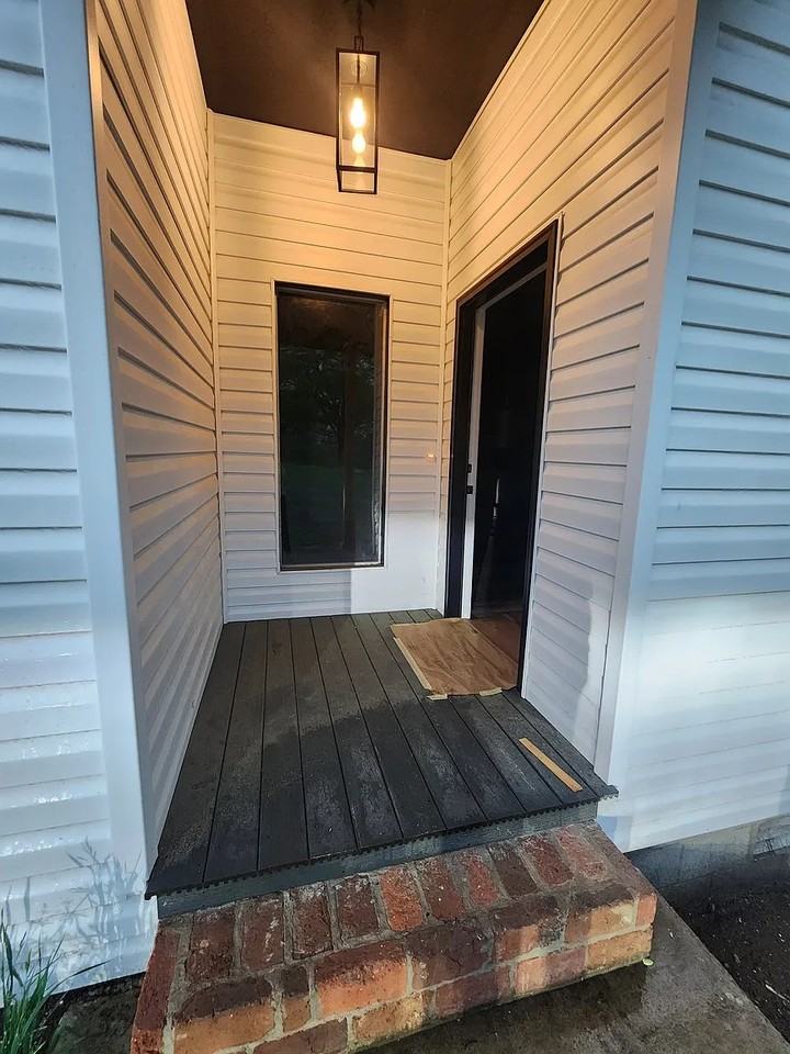 307 Euclid St - Photo 2 of 14