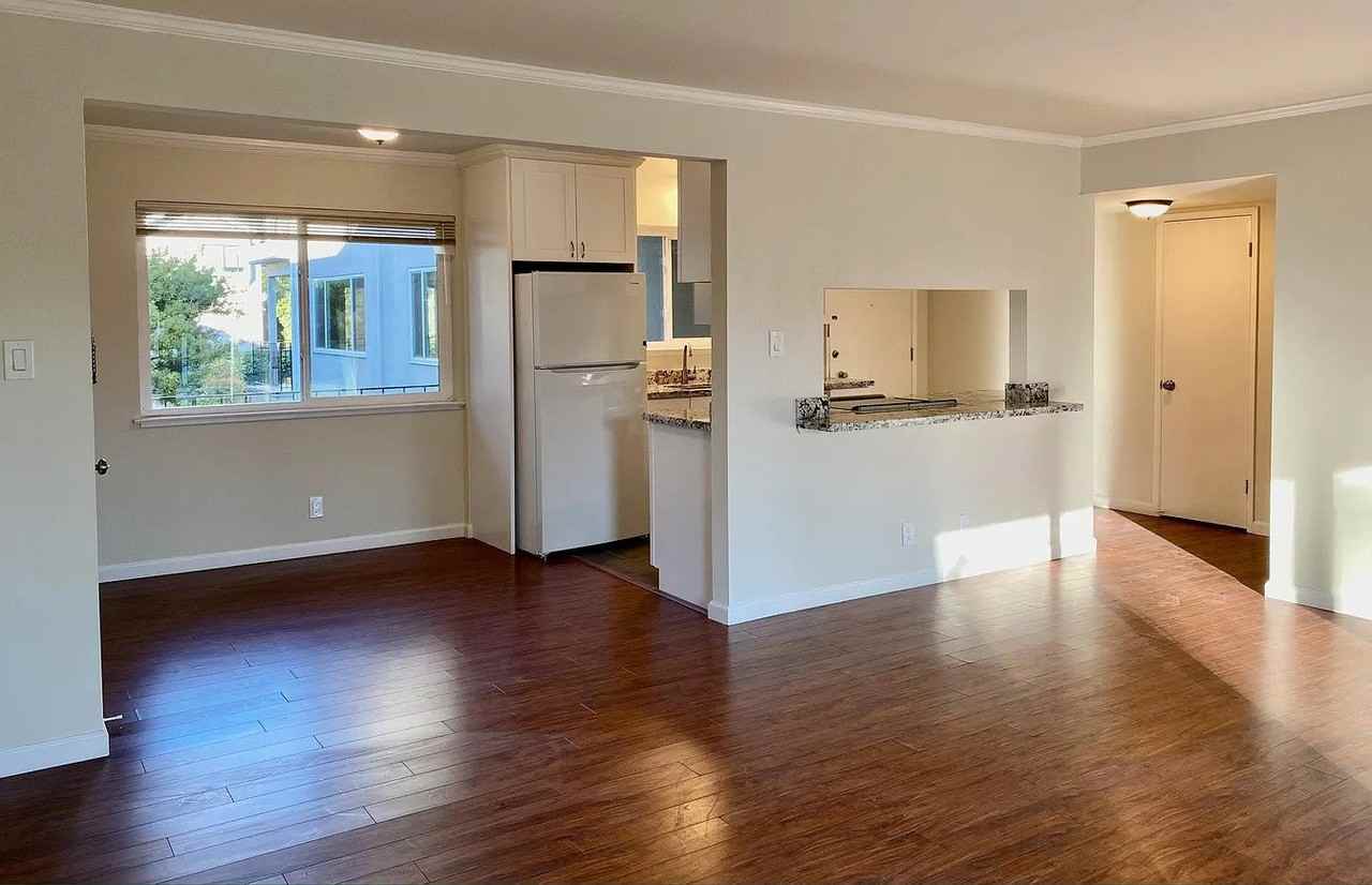 837 Cowper St #A - Photo 2 of 5