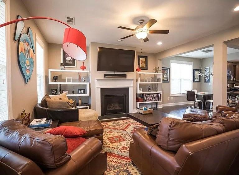 929 Longley Ave Nw - Photo 5 of 11