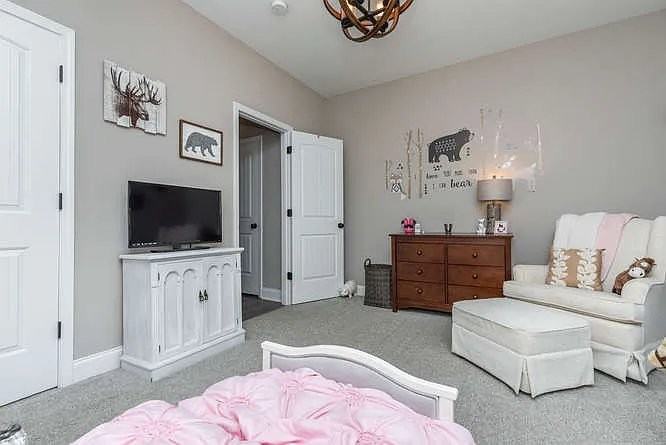129 Cranbrooke Way - Photo 5 of 6
