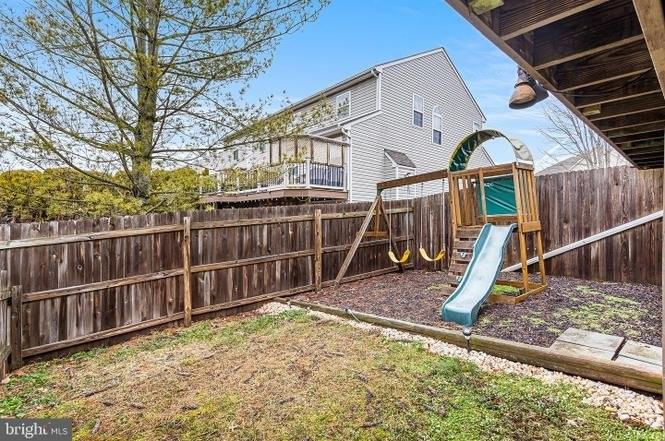 767 Hunter Dr - Photo 2 of 20