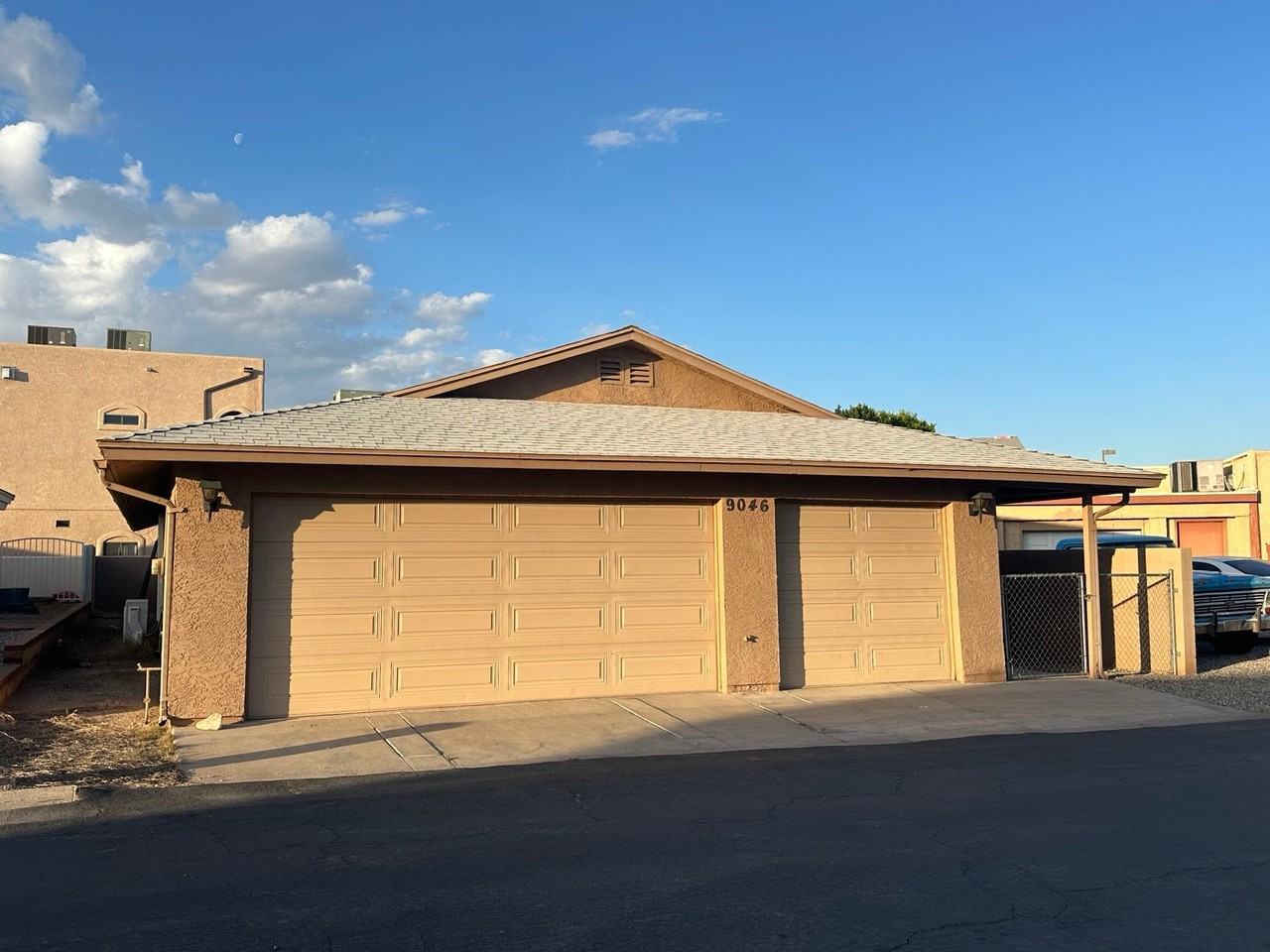 9046 Lakeview Dr - Photo 2 of 3