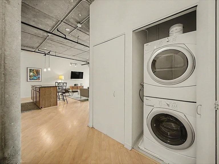 315 2nd St #207 - Photo 6 of 19