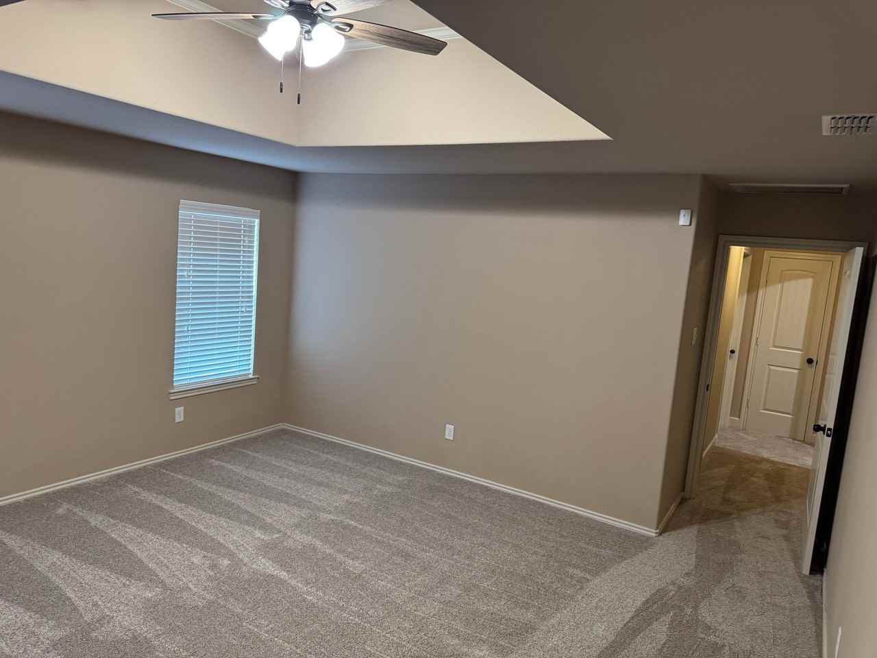 213 Wildcat St - Photo 7 of 21