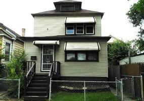 featured image of 10655 S Hoxie Ave #1