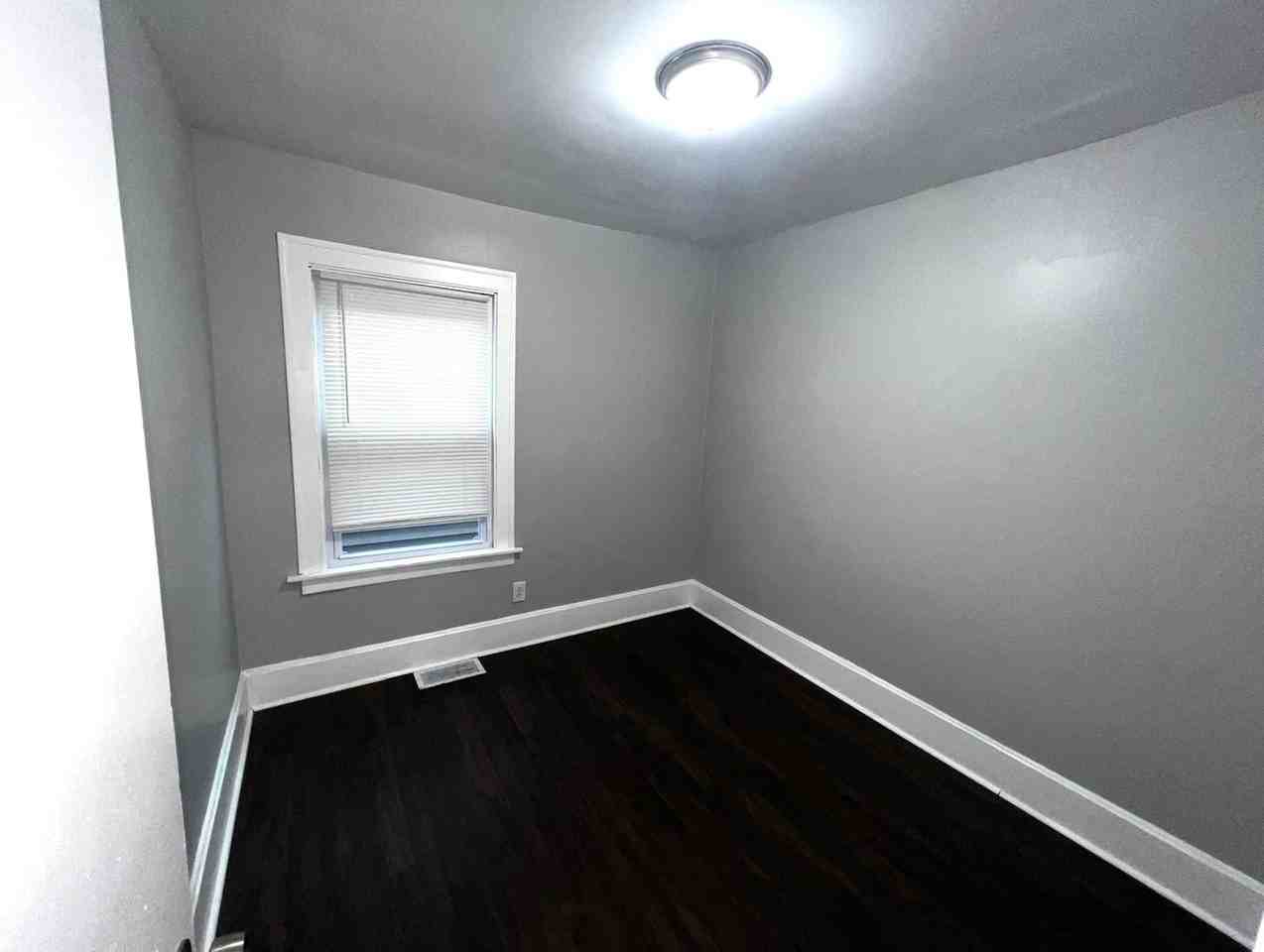 10655 S Hoxie Ave #1 - Photo 7 of 15