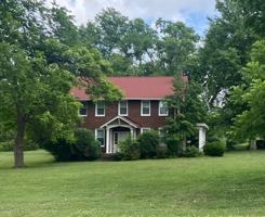 featured image of 1629 E Main St