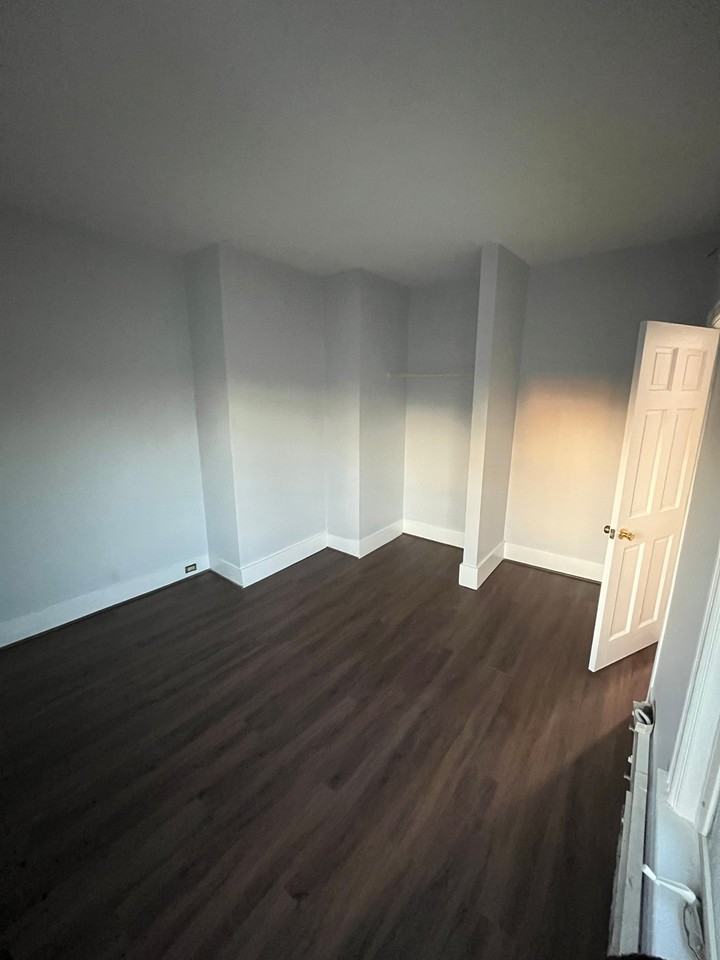 90 Pearl St #2 - Photo 3 of 8