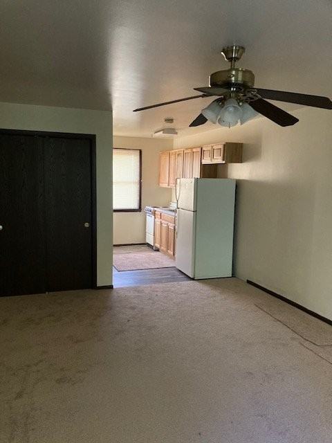 234 Eastwood Dr - Photo 3 of 8