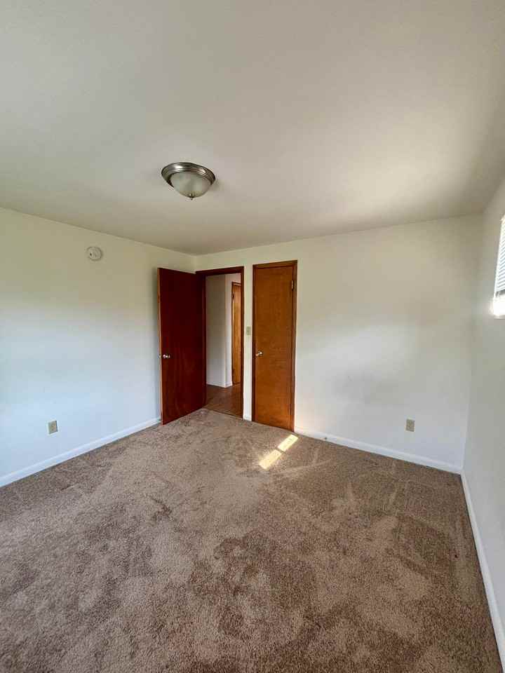 104 Hinchey Ave #3 - Photo 6 of 12