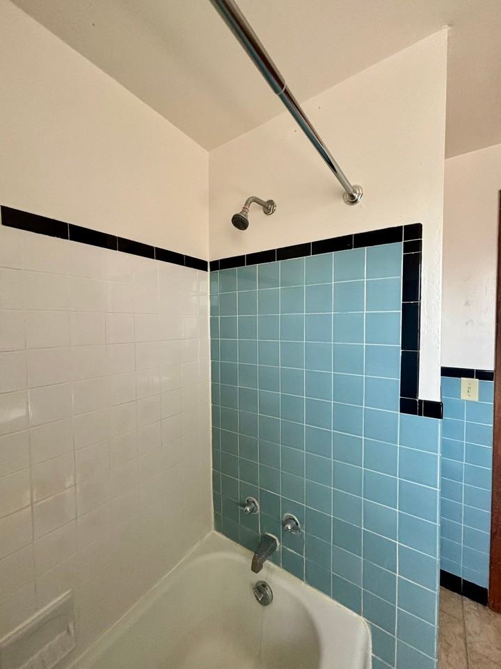 104 Hinchey Ave #3 - Photo 7 of 12