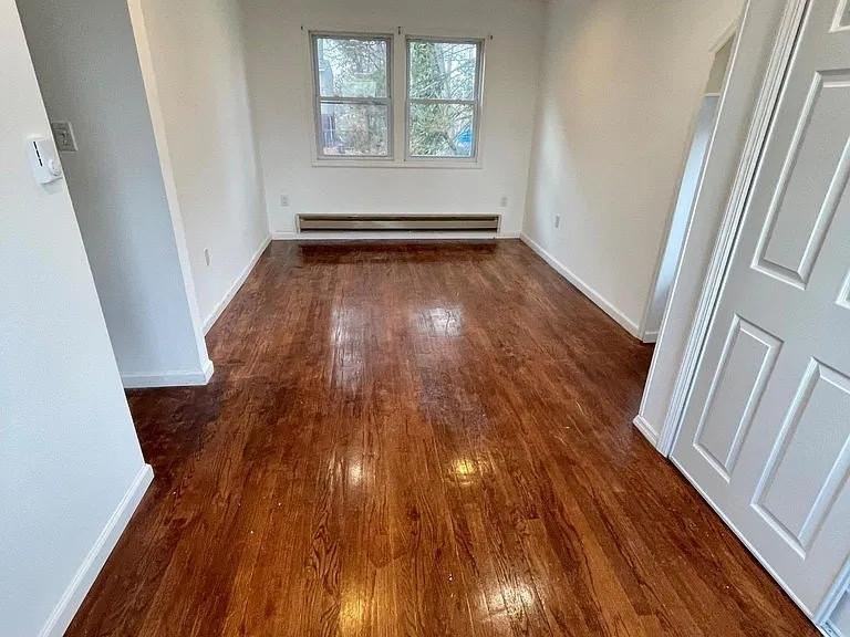 326 Mount Prospect Ave Fl 2 - Photo 3 of 9