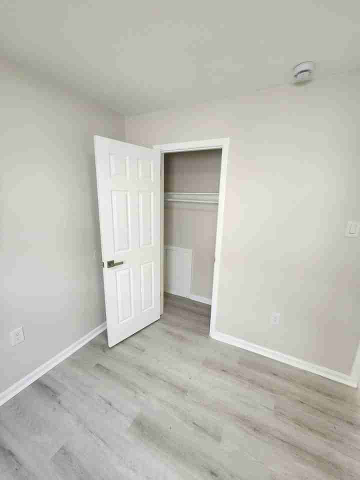 2202 Hamilton Ave Apt D #2202D - Photo 7 of 12