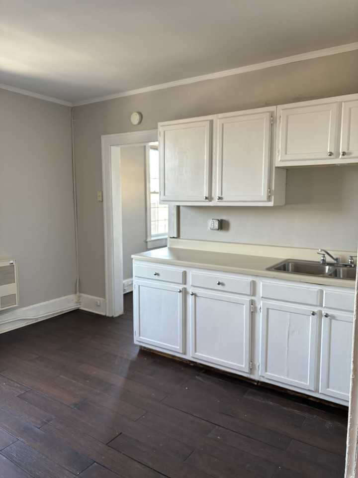 23 East Main Street - Photo 4 of 21