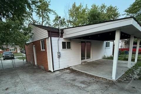 32448 Birchwood St #1 - Photo 3 of 10