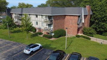 featured image of 12300 N Brentfield Dr