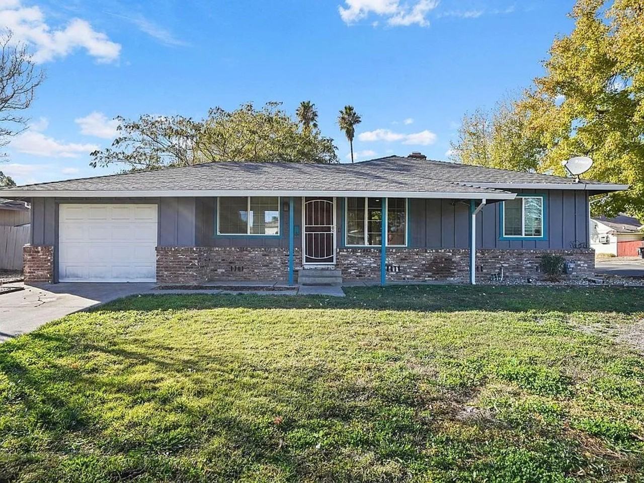 7400 Loma Verde Way - Photo 2 of 22