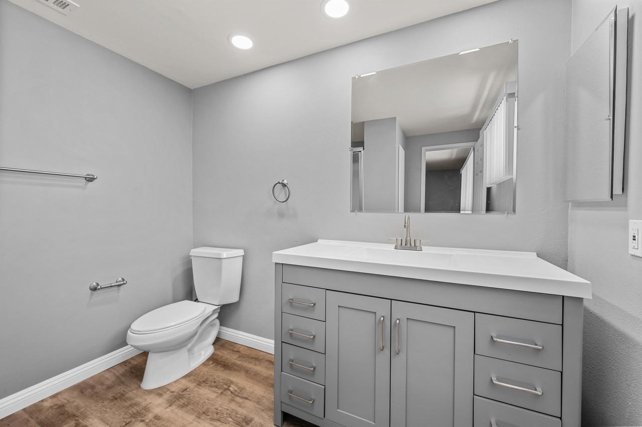 1920 Edith Dr #1 - Photo 6 of 18