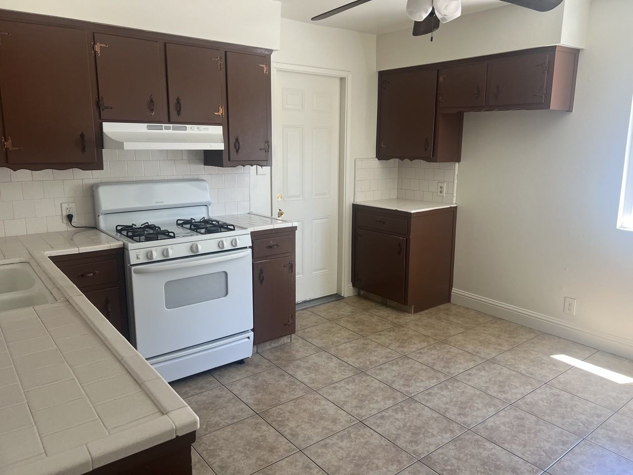 219 North Santa Rita Street - Photo 5 of 16