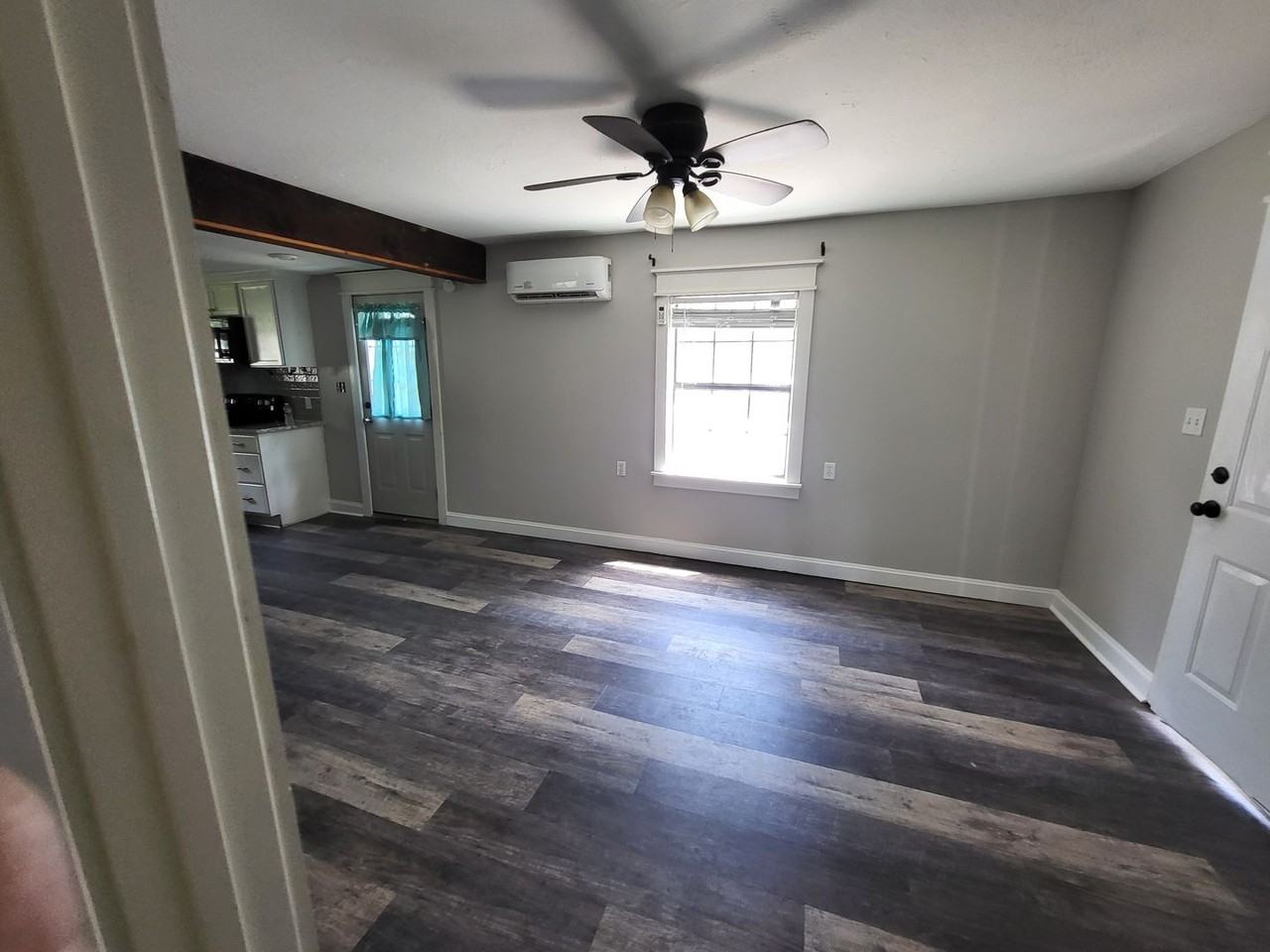 216 Highland Ave - Photo 4 of 13