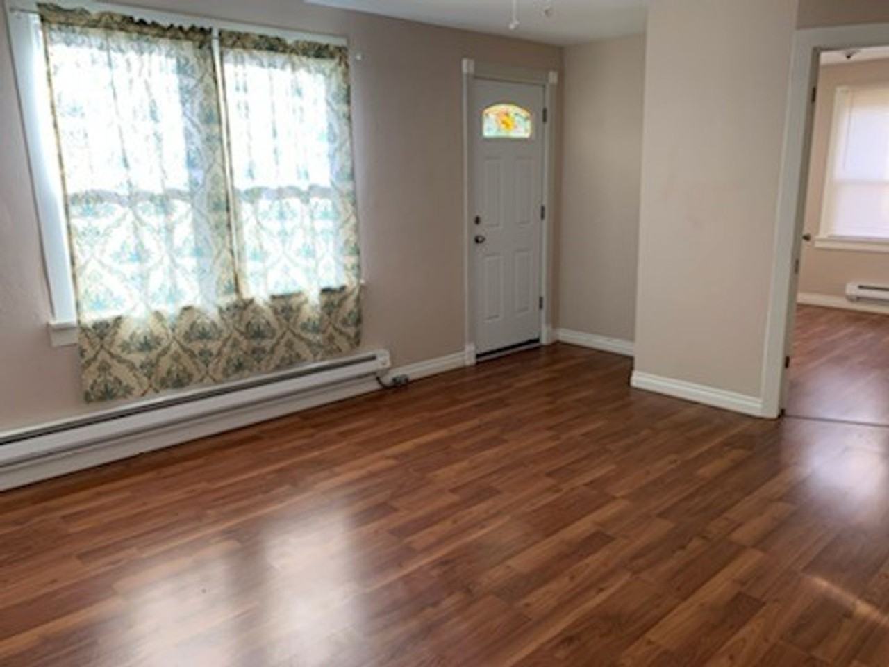 1729 8th St - Photo 2 of 13