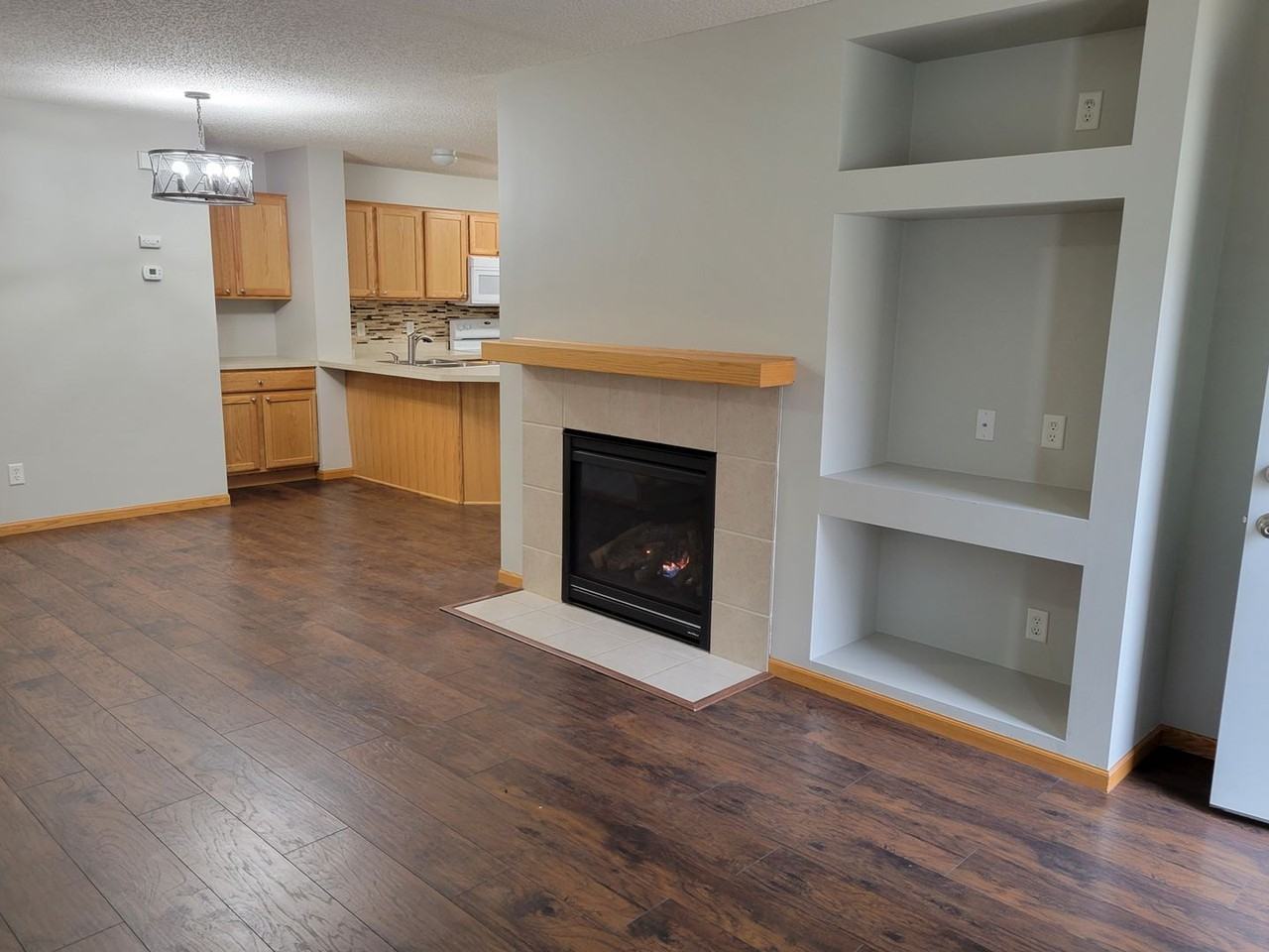 3512 Sterling Heights Dr #I - Photo 4 of 31
