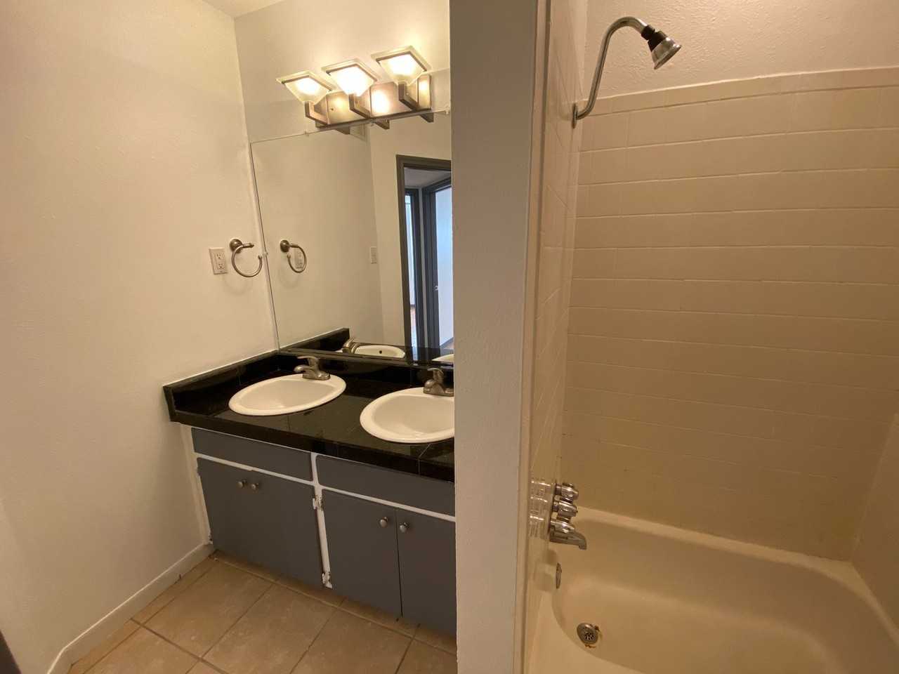 4306 Avenue A #113 - Photo 4 of 19