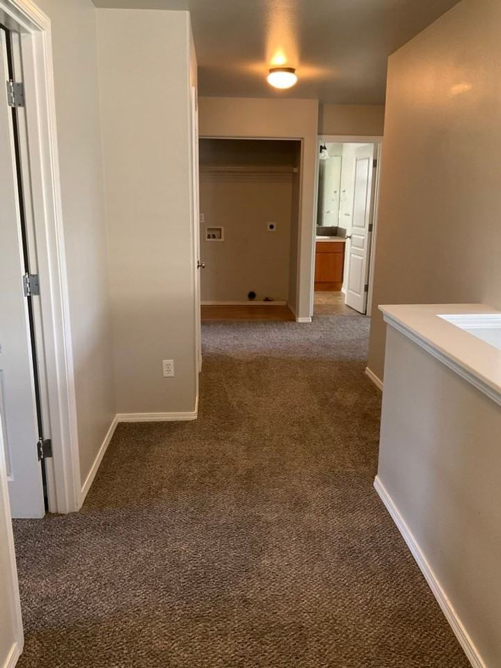 652 Ne Mason Rd - Photo 7 of 20
